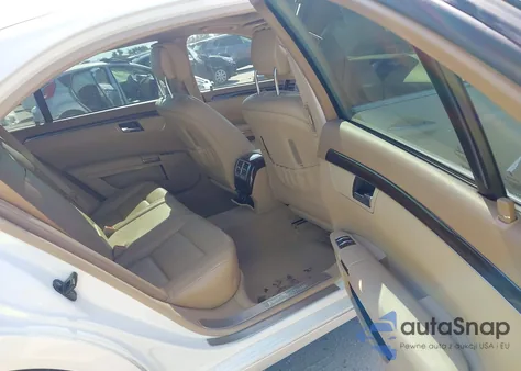 2011 Mercedes-Benz S 400 Hybrid z USA, uszkodzony, nr VIN WDDNG9FB9BA363110